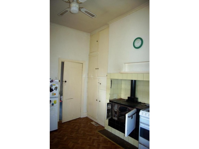 27 Barkly Street, Maryborough VIC 3465