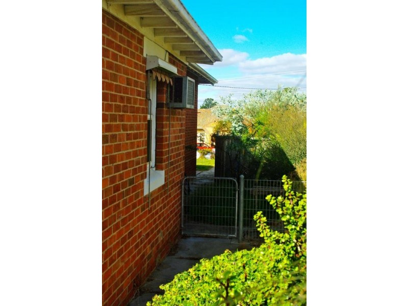 27 Barkly Street, Maryborough VIC 3465