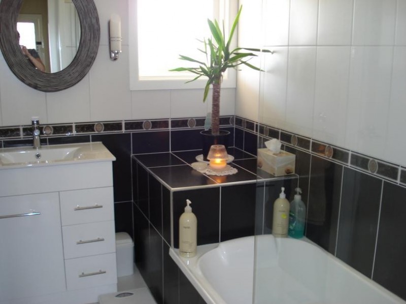 15 HOPE STREET, Maryborough VIC 3465