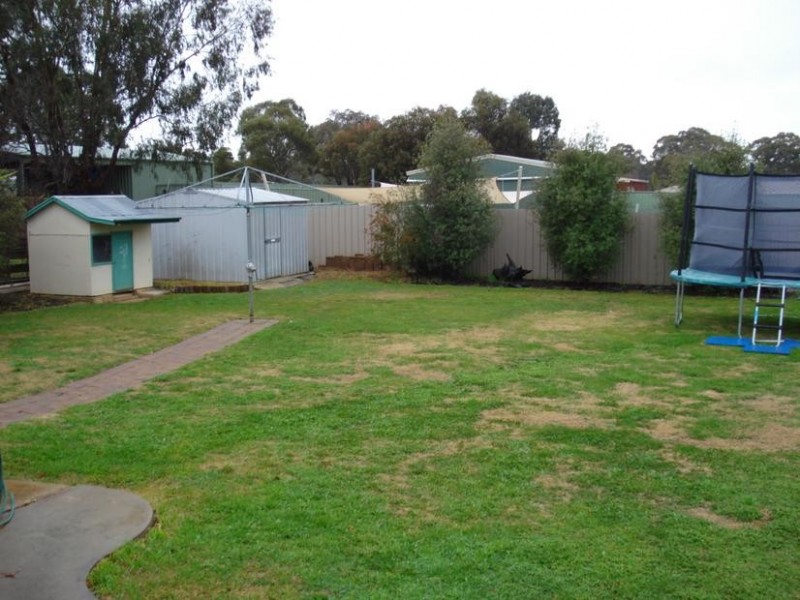 36 Laidman Street, Maryborough VIC 3465