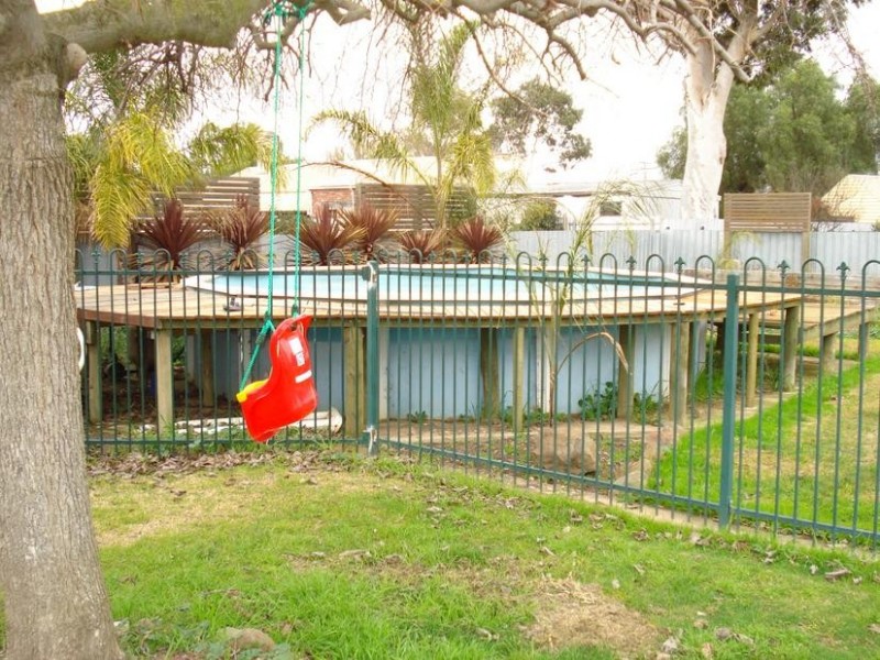 6 McLaughlan Street, CARISBROOK, Maryborough VIC 3465