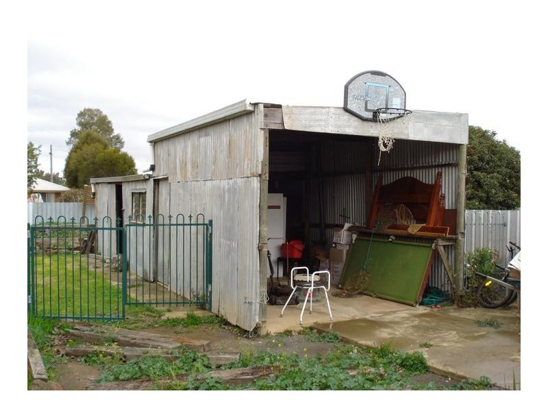 6 McLaughlan Street,, Carisbrook VIC 3464