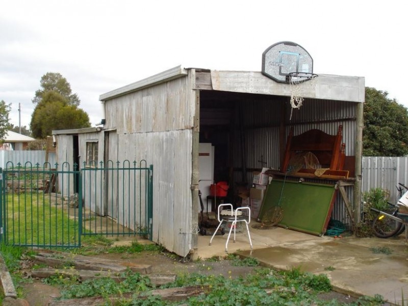 6 McLaughlan Street,, Carisbrook VIC 3464