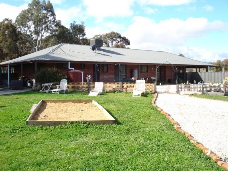 17 Lea Kuribur Street, Dunolly VIC 3472