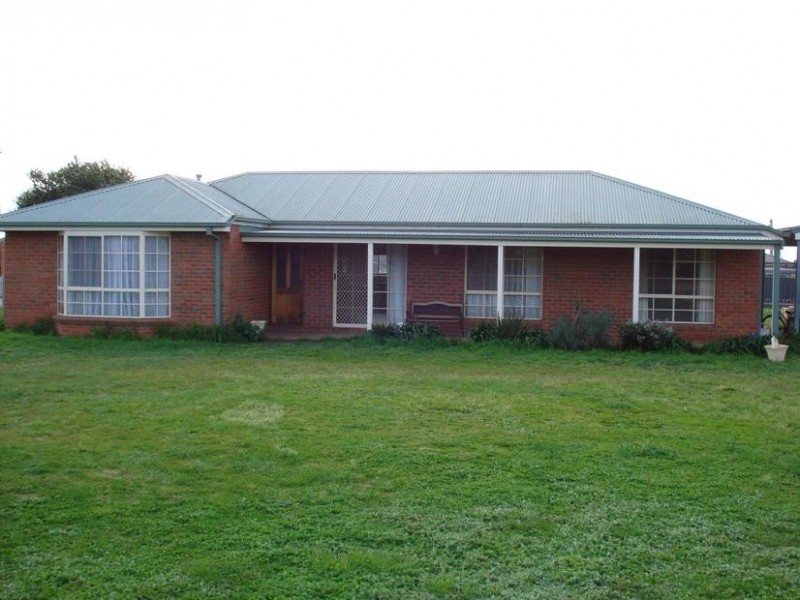 39 Grice Street, Carisbrook VIC 3464