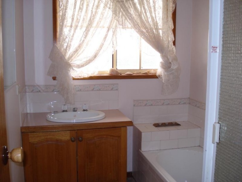 39 Grice Street, CARISBROOK, Maryborough VIC 3465