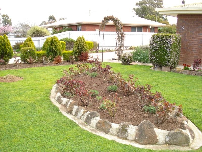 15 McLachlan Street, Carisbrook VIC 3464