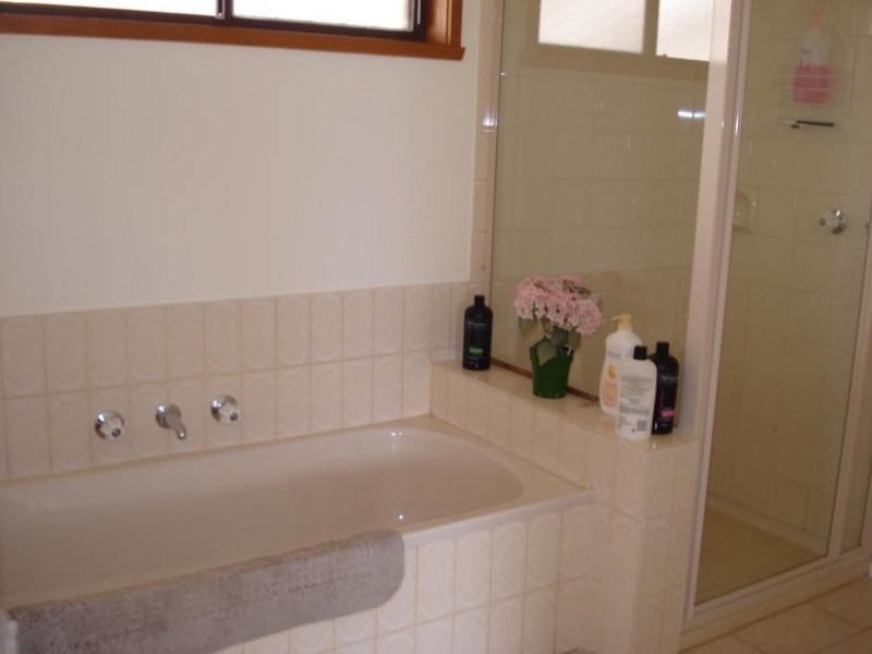 15 McLachlan Street, CARISBROOK, Maryborough VIC 3465