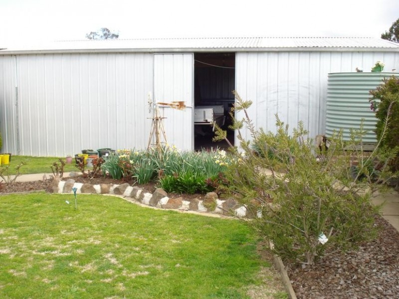 15 McLachlan Street, CARISBROOK, Maryborough VIC 3465