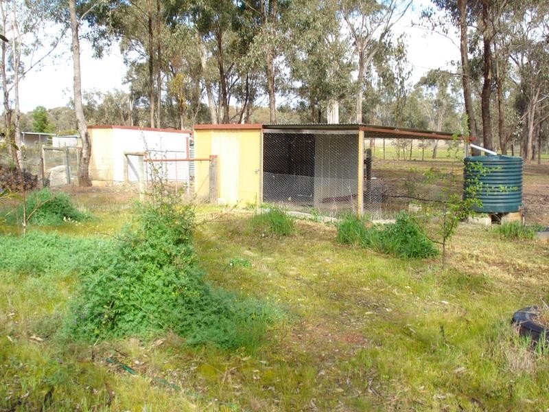 22 Palmer Road SIMSON, Maryborough VIC 3465