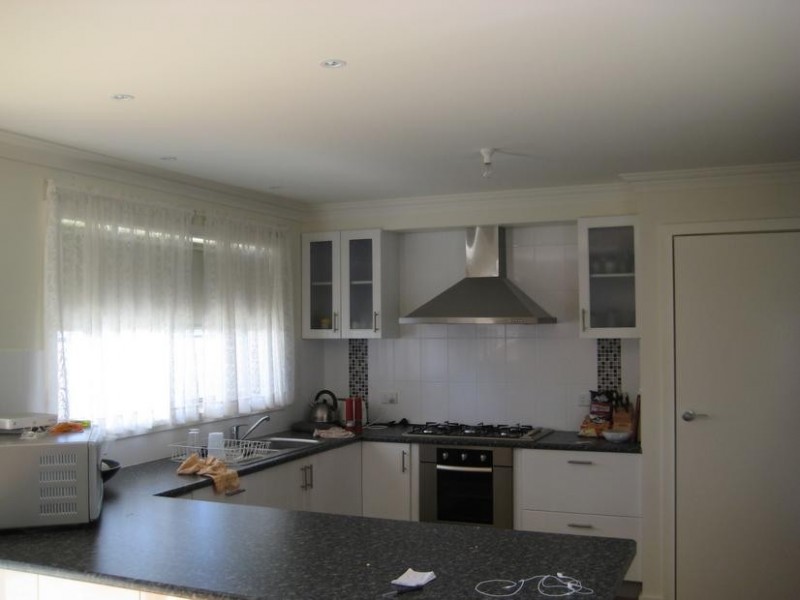 9 Albert Street, Carisbrook VIC 3464