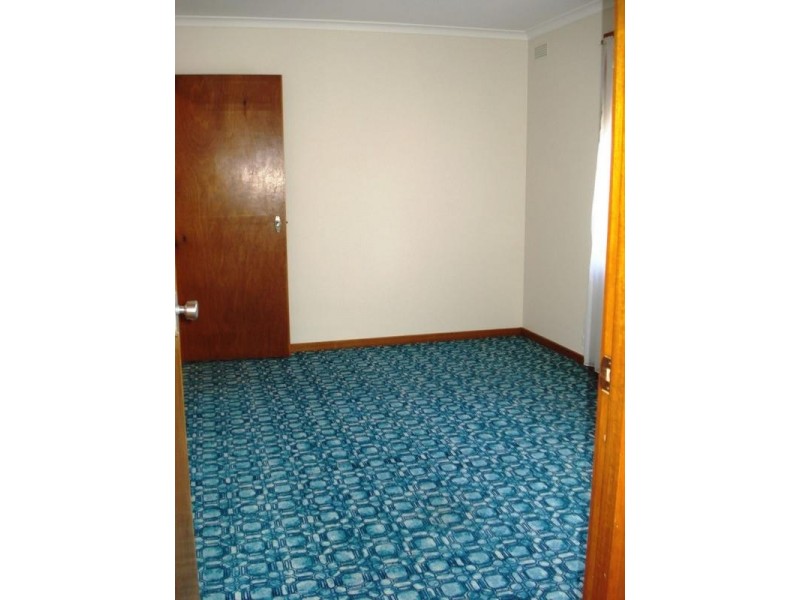 2 Tobruk Ave, Maryborough VIC 3465