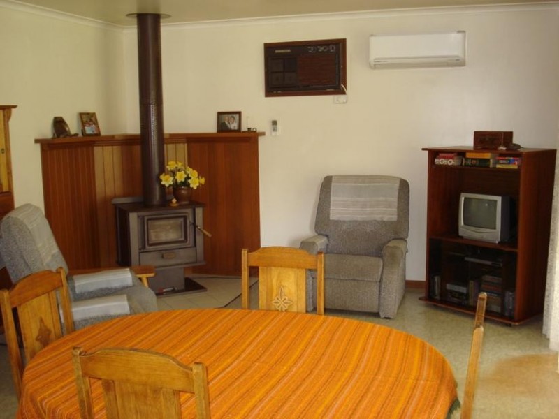 40 Bucknall Street, CARISBROOK, Maryborough VIC 3465