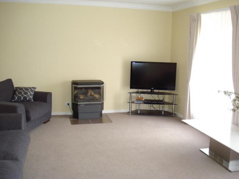 1 Queen Street CARISBROOK, Maryborough VIC 3465