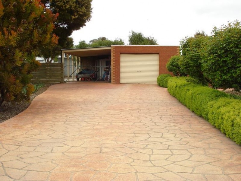 1 Queen Street CARISBROOK, Maryborough VIC 3465