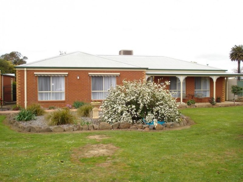 1 Queen Street CARISBROOK, Maryborough VIC 3465