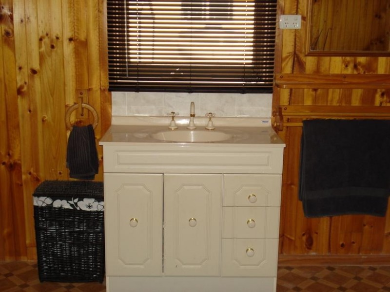 55 Collins Road, Amherst VIC 3371