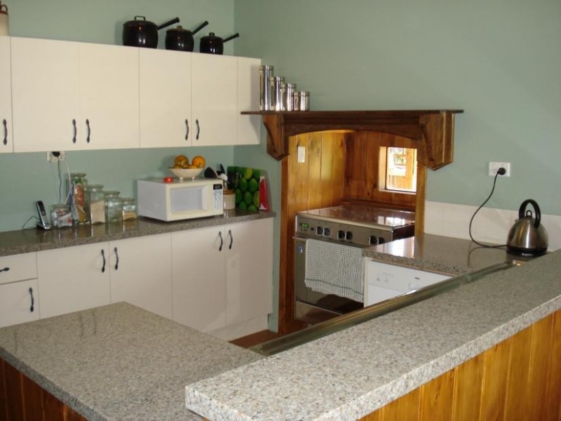 18 Green Street, CARISBROOK, Maryborough VIC 3465