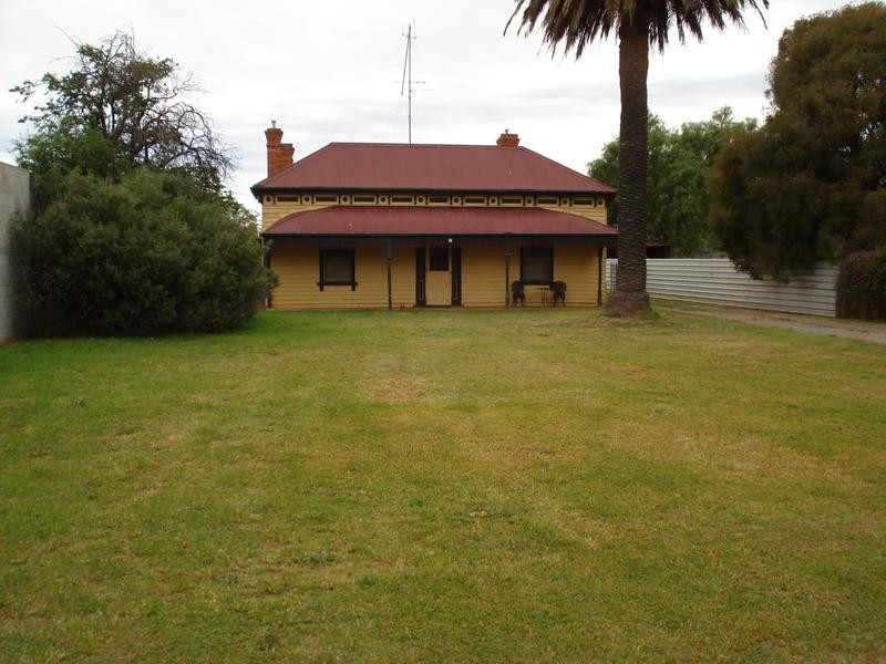 18 Green Street, CARISBROOK, Maryborough VIC 3465