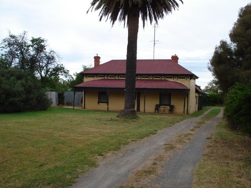 18 Green Street, CARISBROOK, Maryborough VIC 3465