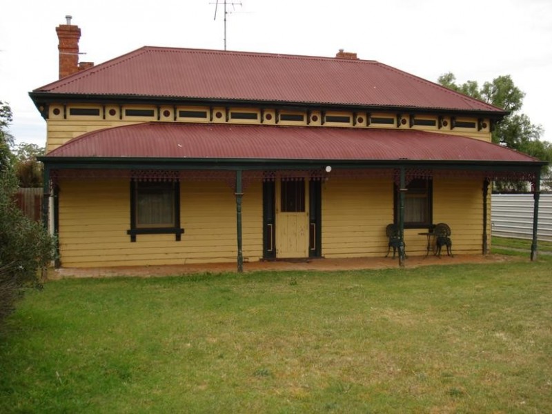 18 Green Street, Carisbrook VIC 3464