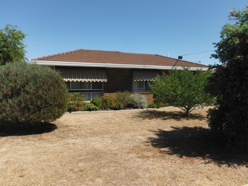 1/296 Gladstone Street, Maryborough VIC 3465