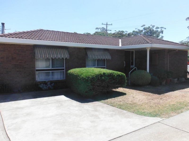 1/296 Gladstone Street, Maryborough VIC 3465