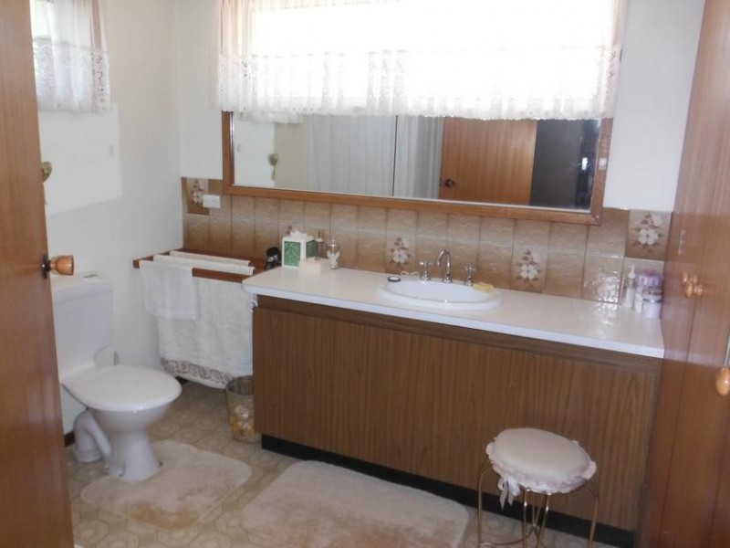 1/296 Gladstone Street, Maryborough VIC 3465