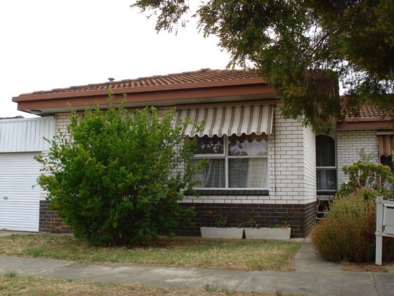 24 Brougham Street, Maryborough VIC 3465