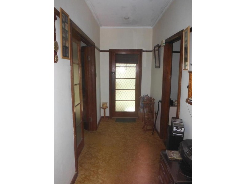 18 Holyrood Street, Maryborough VIC 3465