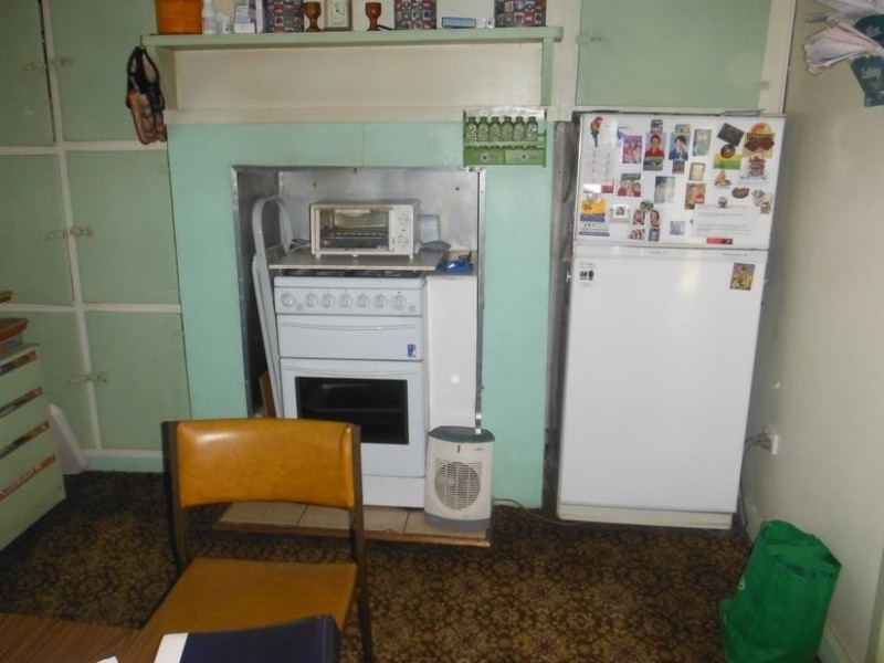 18 Holyrood Street, Maryborough VIC 3465