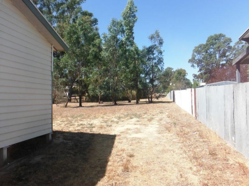 10 Napier, Avoca VIC 3467