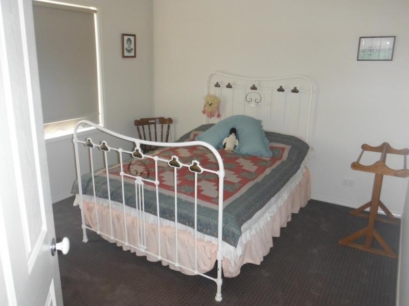 4 Chapel Street, Carisbrook VIC 3464