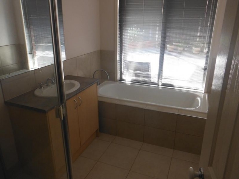 4 Chapel Street, Carisbrook VIC 3464