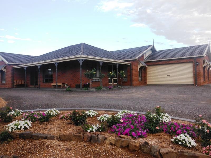 4 Chapel Street, CARISBROOK, Maryborough VIC 3465