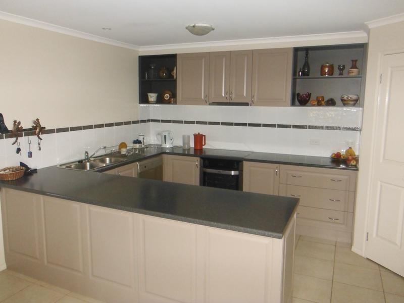 4 Chapel Street, CARISBROOK, Maryborough VIC 3465