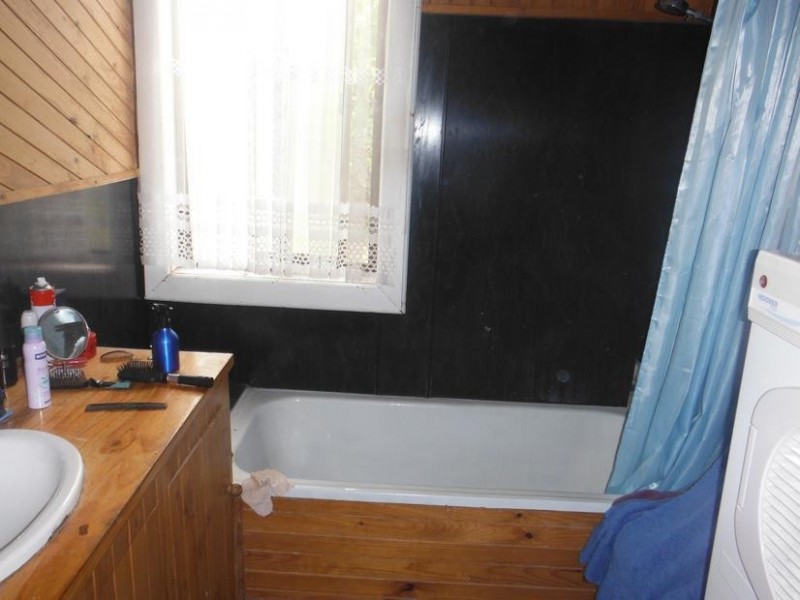 11 Sutton Road, Maryborough VIC 3465