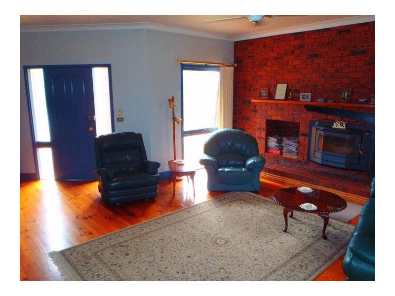 28 Albert Street MAJORCA, Maryborough VIC 3465
