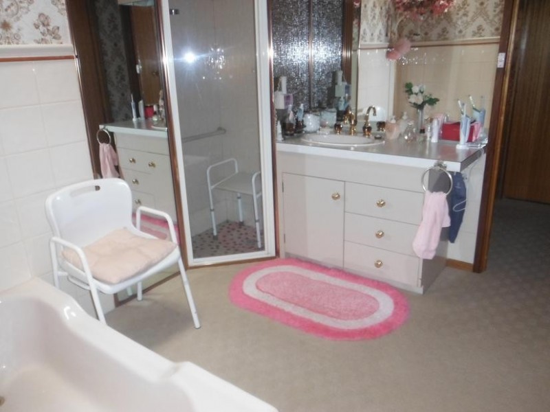 19 Peel Street, Maryborough VIC 3465