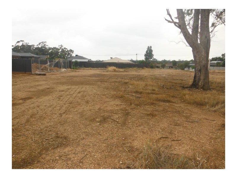 70 Holyrood Street, Maryborough VIC 3465