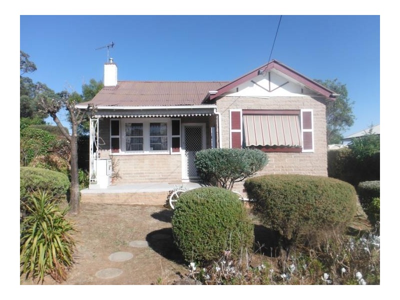 13 Laidlaw Street, Maryborough VIC 3465