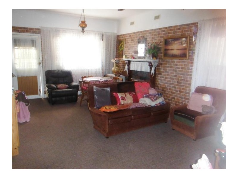 13 Laidlaw Street, Maryborough VIC 3465