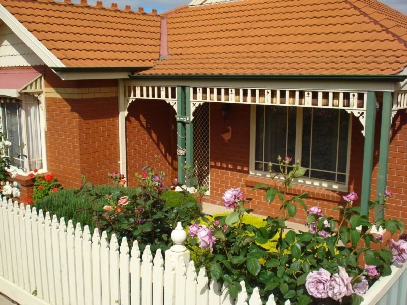 4/26 Clarendon Street, Maryborough VIC 3465