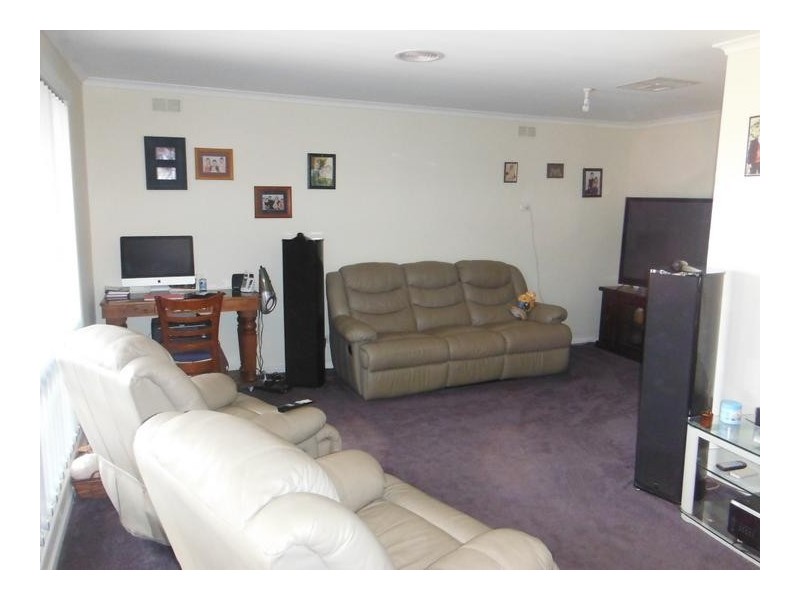 6 Annesly Street CARISBROOK, Maryborough VIC 3465