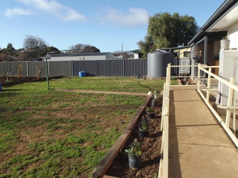 6 Annesly Street CARISBROOK, Maryborough VIC 3465