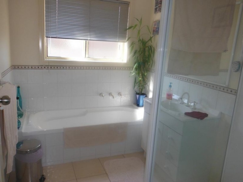 34 Homebush Road, Avoca VIC 3467