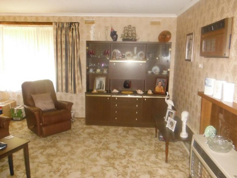 8 Dundas Road, Maryborough VIC 3465