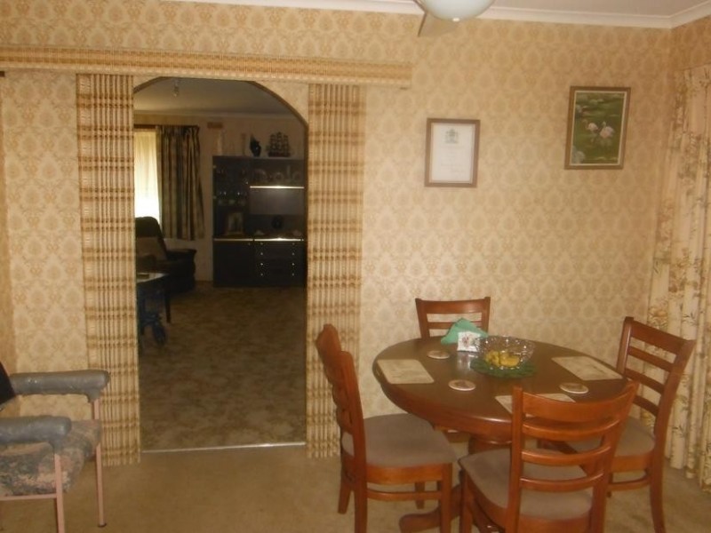 8 Dundas Road, Maryborough VIC 3465