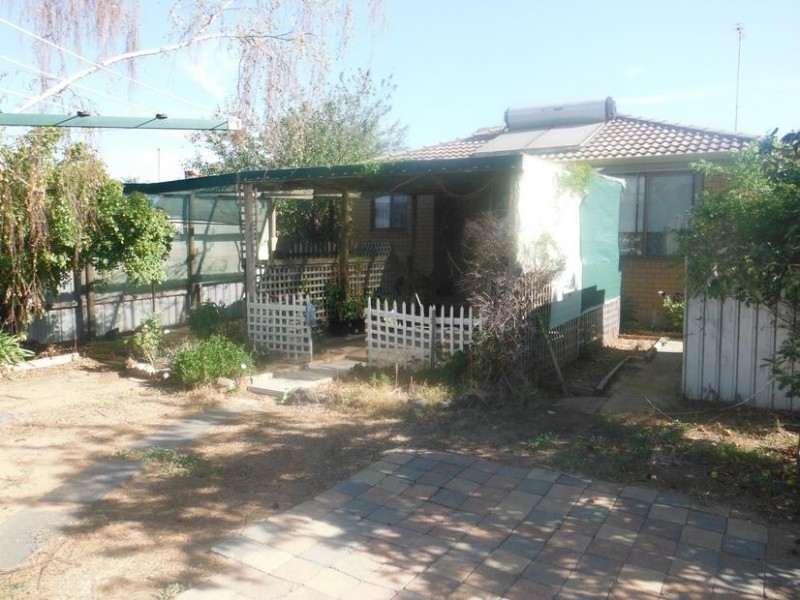 8 Dundas Road, Maryborough VIC 3465