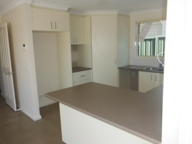 1 & 2/6 Pekin Road, Maryborough VIC 3465